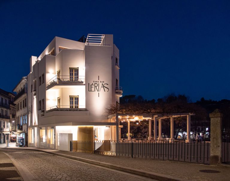 CASA DAS LÉRIAS HOTEL-permanent residency by investment in Portugal